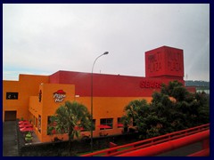 Multiplaza Panamericana 01